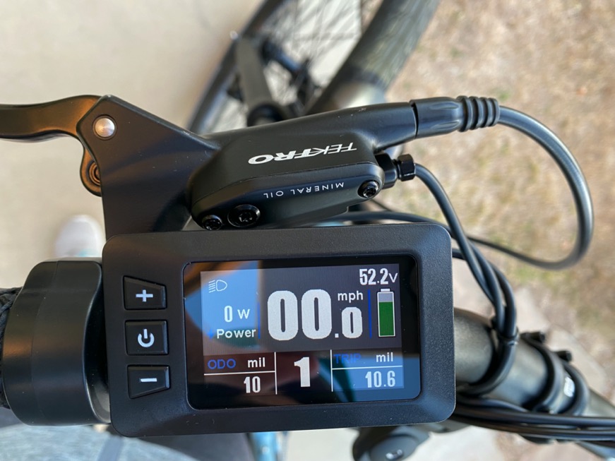 Ride1Up 700 Series LCD Display turned on