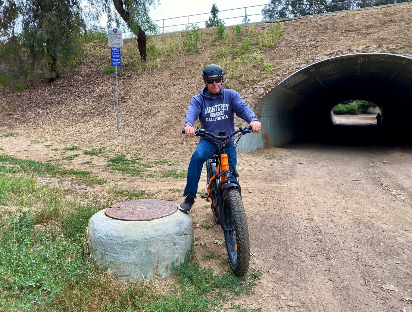 Man on Leopard Pro E-Bike