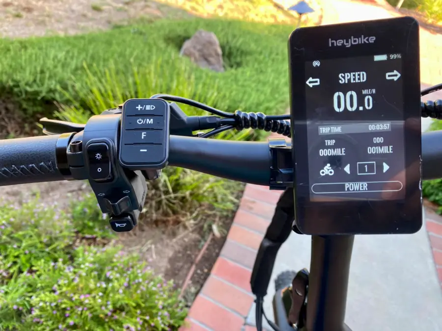 Dedicated Headlight Switch and E-bike Display