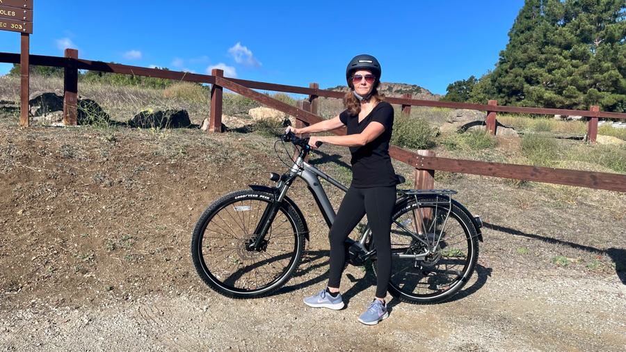 Woman on Charge Bikes XC Cross Country E-Bike